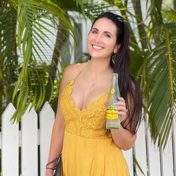 Meet your Posher, Cydnee - Picture 8 of 9